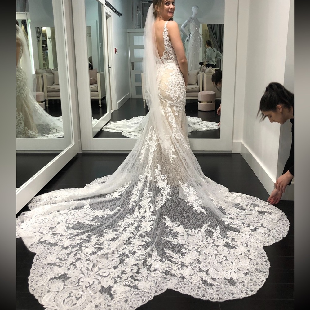 Martina Liana 1078 wedding dress brand new
